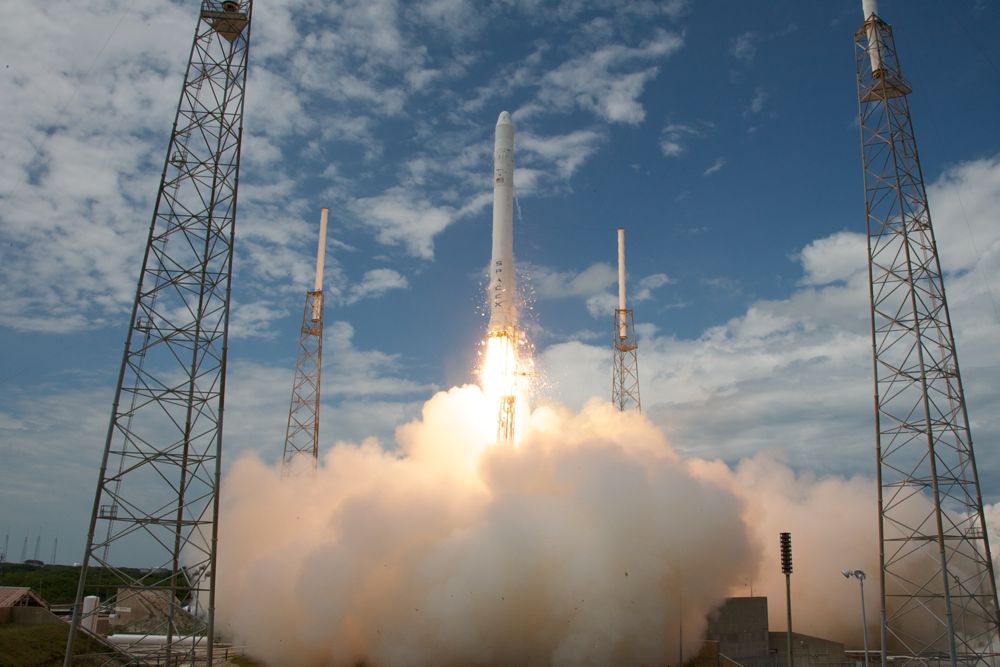 Chuyến bay đầu tiên của SpaceX lên Trạm Vũ trụ Quốc tế