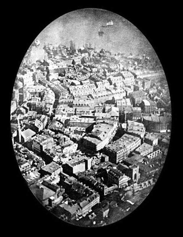 Bức ảnh đầu tiên chụp từ trên không, 1858