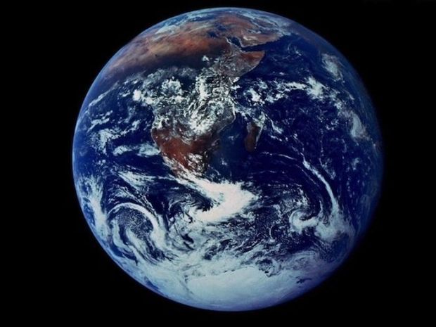 Ảnh toàn cảnh đầu tiên của Trái đất, 1972