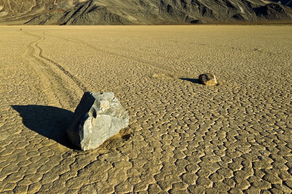 Đã có lời giải cho bí ẩn ‘đá lăn’ ở Thung lũng Chết