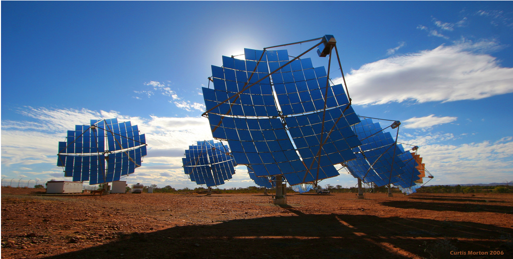 Một trạm phát điện đĩa mặt trời ở Hermannsburg, NT, Australia
